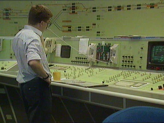 Control Room Signalling 67 Rail Signalling Stock Videos, Footage, & 4K Video Clips - Getty Images