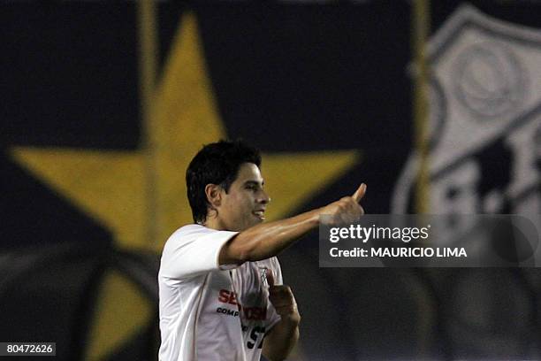 Brazil's Santos' players, from left, Mauricio Molina, Rodrigo