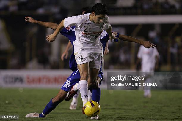 Brazil's Santos' players, from left, Mauricio Molina, Rodrigo