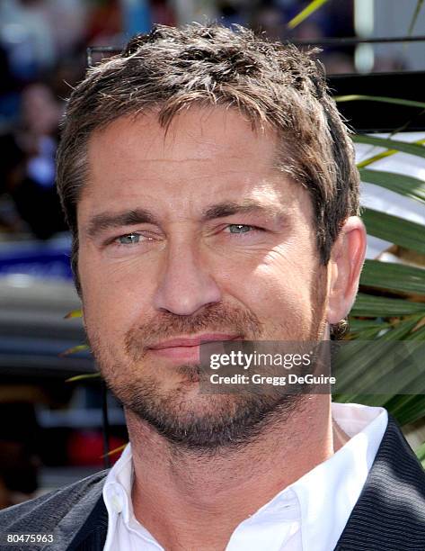 Actor Gerard Butler arrives at the world premiere of "Nim's Island on March 30, 2008 at Grauman's Chinese Theater in Hollywood, California.