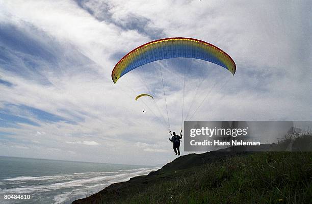 paragliding - parascending stock pictures, royalty-free photos & images