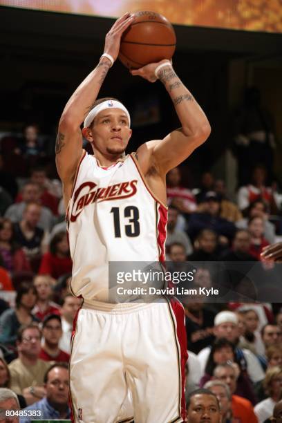 Delonte West of the Cleveland Cavaliers shoots a jump shot during the game against the New Orleans Hornets at The Quicken Loans Arena on March 26,...