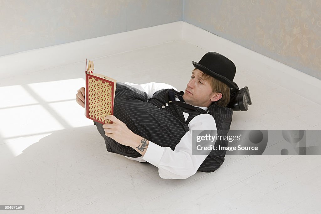 Contortionist Reading A Book High-Res Stock Photo - Getty Images