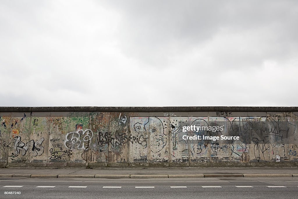 Remaining stretch of the berlin wall