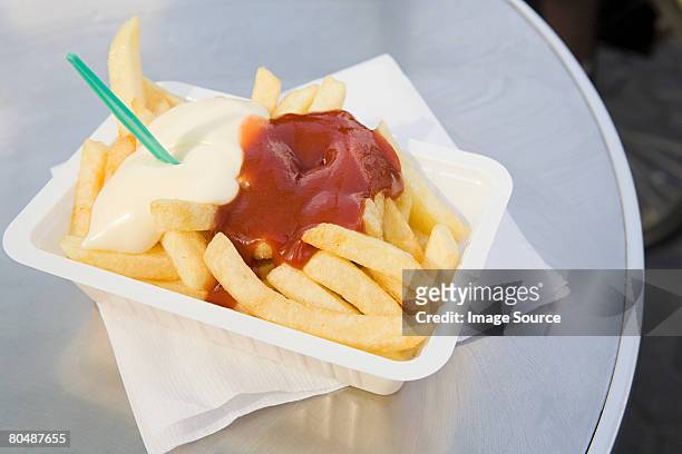 french frites - mayonnaise stock-fotos und bilder