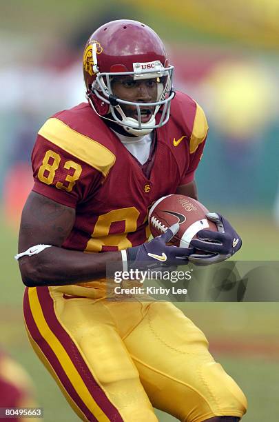 Freshman tight end Fred Davis during 45-7 victory over Arizona State in Pacific-10 Conference football game at the Los Angeles Memorial Coliseum on...