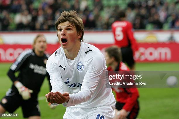 Andrei Arshavin of Zenit celebrates after scoring the 0:1 goal during the UEFA Cup Quarter Final first leg match between Bayer Leverkusen and Zenit...