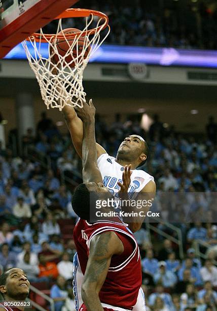 Wayne Ellington of the North Carolina Tar Heels lays up a shot against the Arkansas Razorbacks during the 2nd round of the East Regional of the 2008...