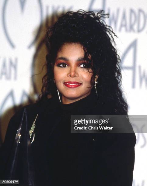 Janet Jackson 1987 American Music Awards