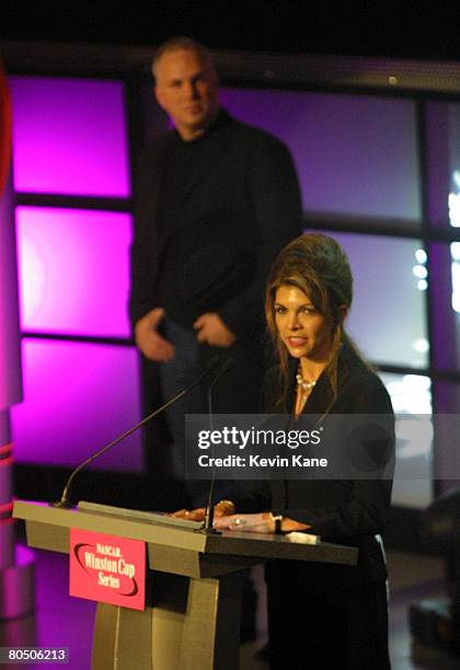 Teresa Earnhardt accepts award for Most Popular Driver for her late husband Dale Earnhardt. Garth Brooks introduced Teresa.