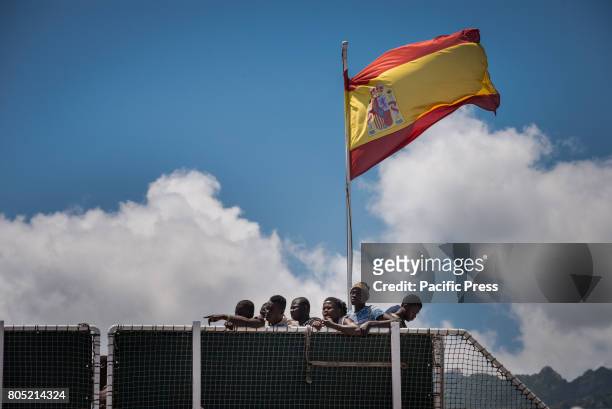 About 1200 refugees landed in Salerno, aboard the patrol vessel "Rio Segura" of the Maritime Service of the Spanish Civil Guard. On board also 256...