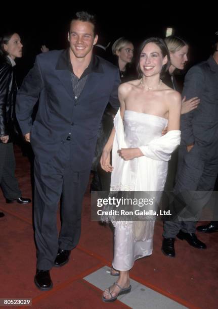 Actors Dylan Bruno and Claire Forlani attend the "Meet Joe Black" Beverly Hills Premiere on November 10, 1998 at Academy Theatre in Beverly Hills,...