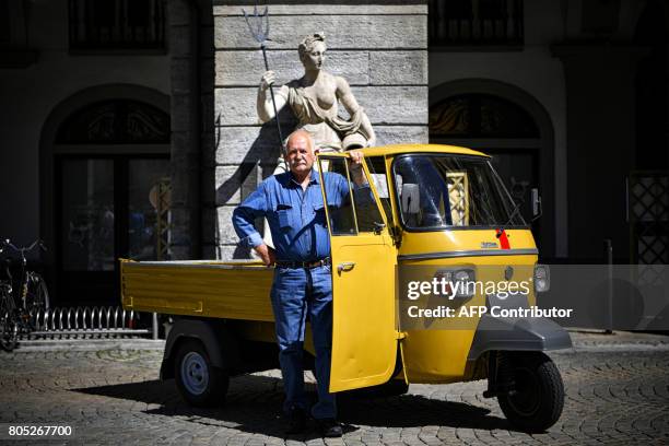 Piaggio Ape Rally 322 Piaggio Ape Stock Photos, High-Res Pictures, and Images - Getty Images