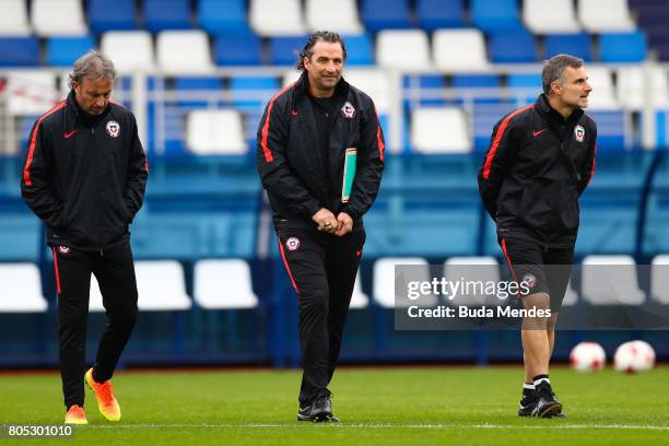 Head coach Juan Antonio Pizzi looks on during a Chile training session ahead of their FIFA Confederations Cup Russia 2017 final against Germany at...