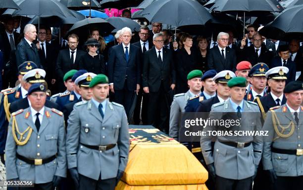 Widow of former German Chancellor Helmut Kohl, Maike Kohl-Richter, former US President Bill Clinton , President of the EU Commission Jean-Claude...