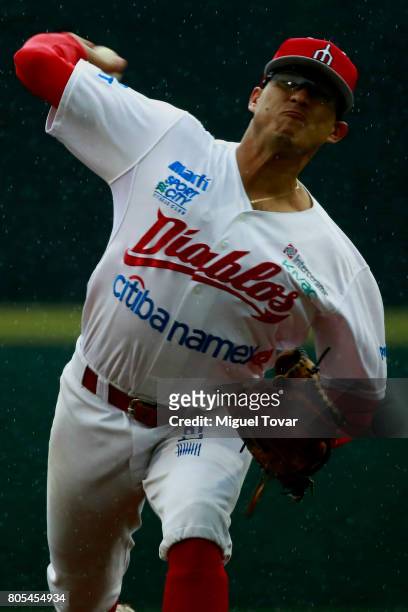 Oswaldo Martinez of Diablos pitches during the match between Rojos del Aguila and Diablos Rojos as part of the Liga Mexicana de Beisbol 2017 at Fray...