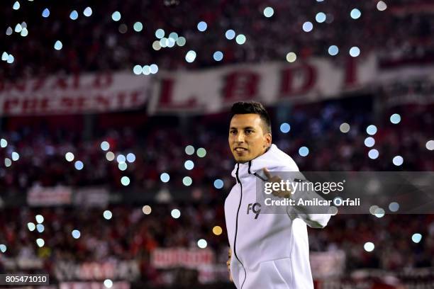 Leonel Vangioni gets in the field prior the Fernando Cavenaghi's farewell match at Monumental Stadium on July 01, 2017 in Buenos Aires, Argentina.