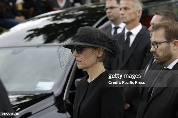 Maike Kohl-Richter, the widow of Helmut Kohl, follows the coffin of her late husband.The coffin of former German Chancellor Helmut Kohl arrived in...