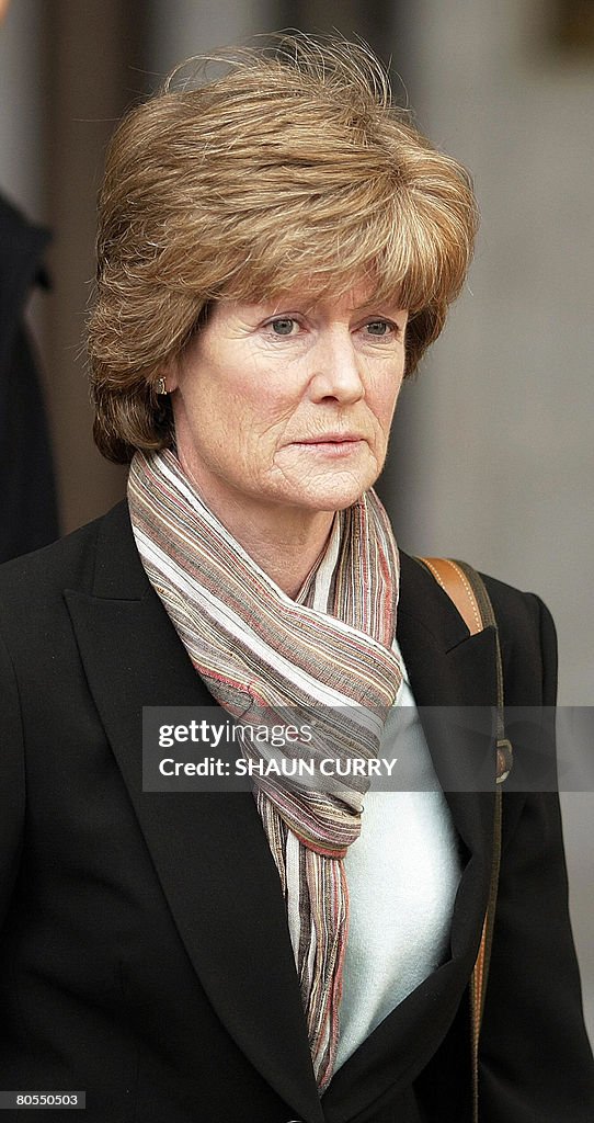 Lady Sarah McCorquodale Sister Of The Late Diana Princess Of Wales lady-sarah-mccorquodale-sister-of-the-late-diana-princess-of-wales