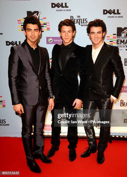 The Jonas Brothers Joe, Nick and Kevin arriving for the 2009 MTV Europe Music Awards at O2 World in Berlin, Germany.