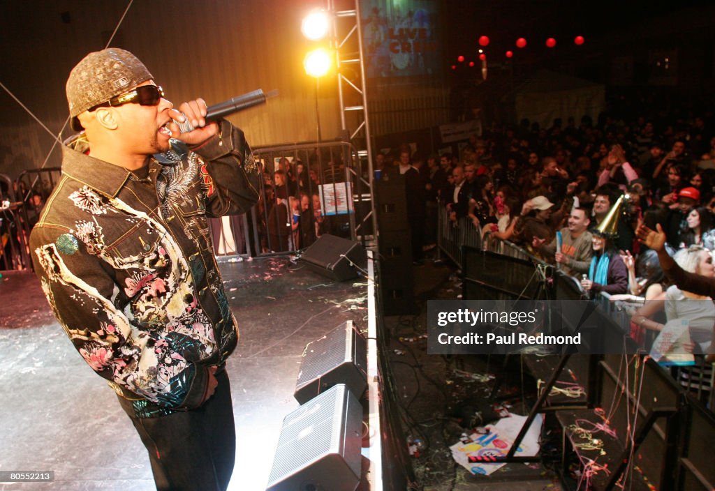 Peaches and Justice Perform at HARD New Year's Eve 2008