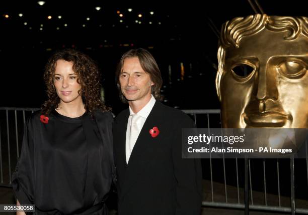 Robert Carlyle and wife Anastasia Shirley arrive at the 2009 BAFTA Scotland Awards at the Glasgow Science Centre.
