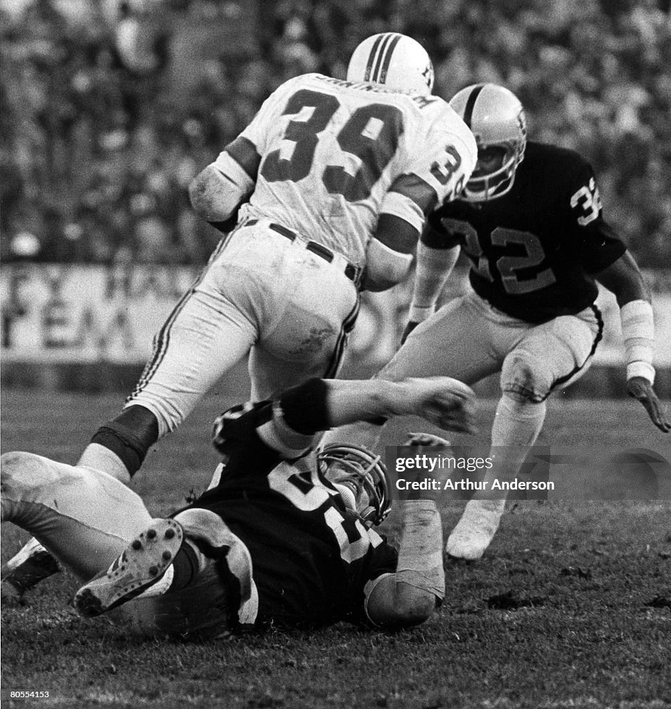 1976 AFC Divisional Playoff Game - New England Patriots vs Oakland Raiders - December 18, 1976