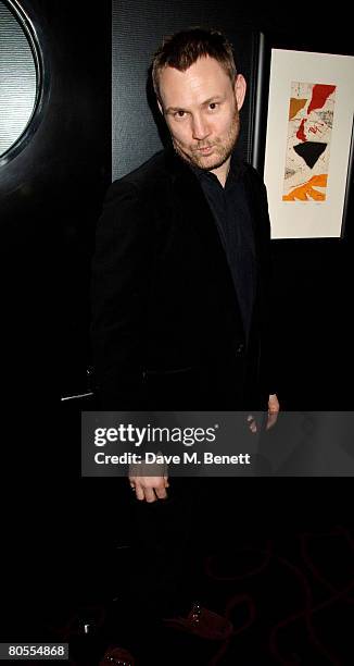 Musician David Gray attends the Harpers Bazaar dinner for George Clooney hosted by editor Lucy Yeomans, at L'Atelier de Joel Robuchon on April 7,...