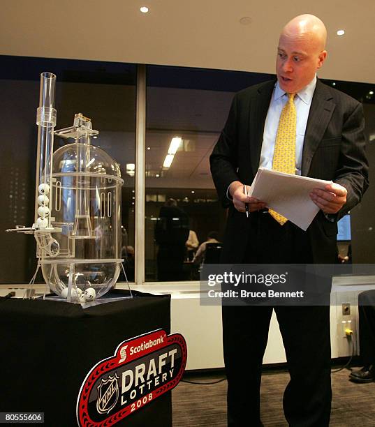 Joe Crotty of Ernst & Young announces the order of balls during the 2008 NHL Draft Drawing on April 7, 2008 at the National Hockey League...