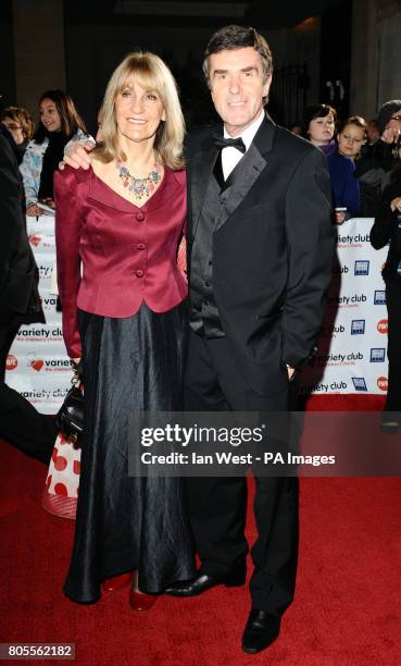 Lynn Faulds Wood and John Stapleton arriving at The Variety Club Showbiz Awards 2009, Grovesnor House Hotel, Park Lane, London.