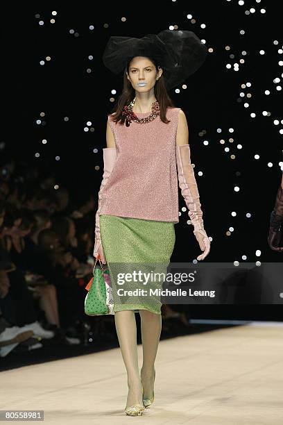 1,413 Louis Vuitton Paris Fashion Week Spring Summer 2008 Runway Stock  Photos, High-Res Pictures, and Images - Getty Images