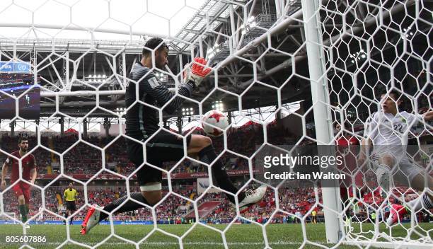 Rui Patricio of Portugal makes a save during the FIFA Confederations Cup Russia 2017 Play-Off for Third Place between Portugal and Mexico at Spartak...