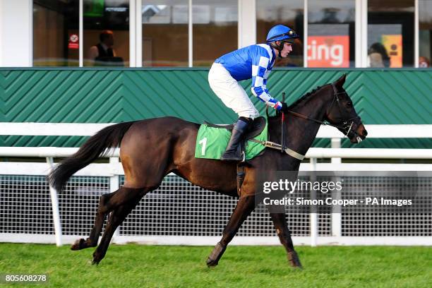 76 Adam Pogson Photos & High Res Pictures - Getty Images