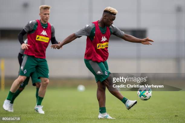 Ba-Muaka Simakala during a training session of Borussia Moenchengladbach at Borussia-Park on July 02, 2017 in Moenchengladbach, Germany.
