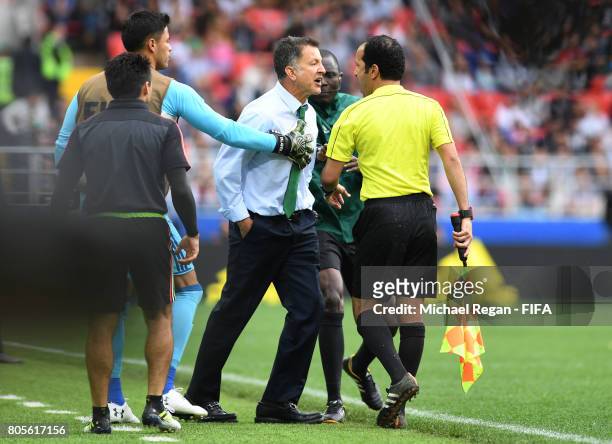 Juan Carlos Osorio, head coach of Mexico confronts the fourth offical during the FIFA Confederations Cup Russia 2017 Play-Off for Third Place between...