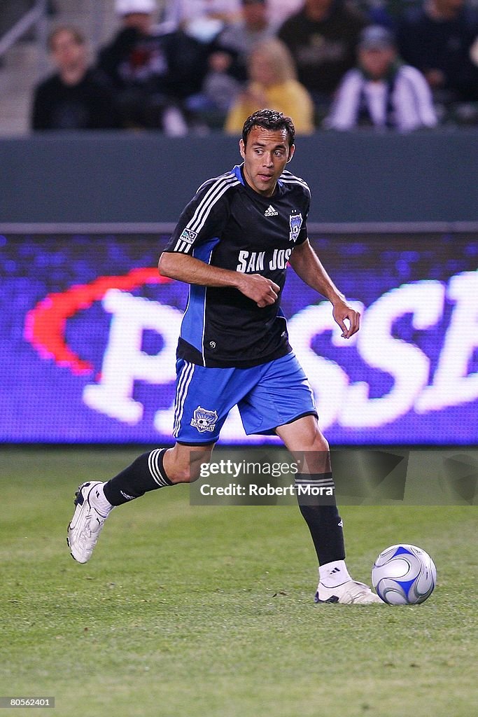 San Jose Earthquakes v Los Angeles Galaxy