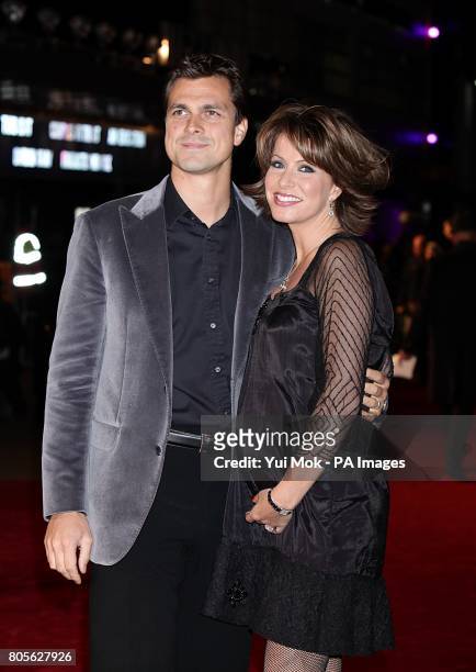 Natasha Kaplinsky and Justin Bower arriving for the world premiere of Nine at the Odeon Leicester Square, London.