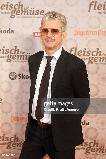 Actor Heinz Strunk attends the premiere of the film 'Fleisch Ist Mein Gemuese? at the Cinemaxx Harburg on April 8, 2008 in Hamburg, Germany.