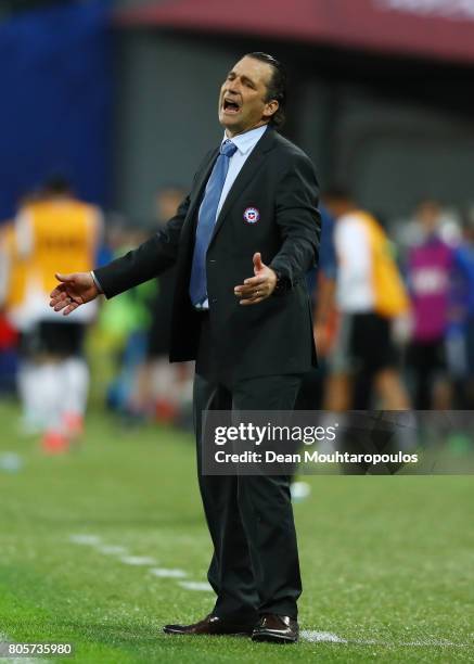 Juan Antonio Pizzi of Chile reacts during the FIFA Confederations Cup Russia 2017 Final between Chile and Germany at Saint Petersburg Stadium on July...