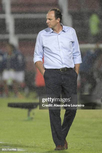 Rogerio Ceni, Head Coach of Sao Paulo in action during the match between Flamengo and Sao Paulo as part of Brasileirao Series A 2017 at Ilha do Urubu...