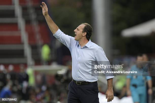 Rogerio Ceni, Head Coach of Sao Paulo reacts during the match between Flamengo and Sao Paulo as part of Brasileirao Series A 2017 at Ilha do Urubu...