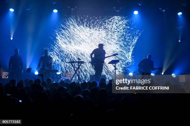 200 Bonobo (Musician) Stock Photos, HighRes Pictures, and Images