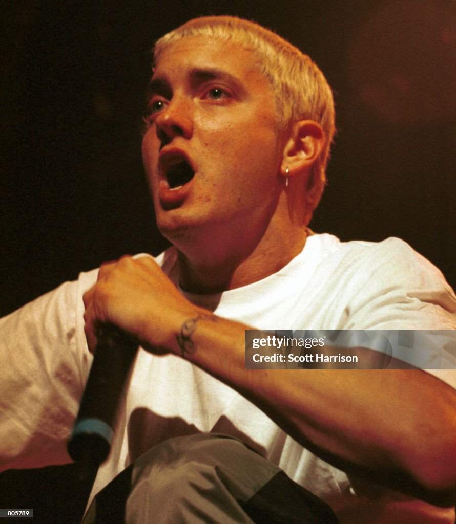 Fjernelse Magnetisk Forstå Eminem performs in concert May 5, 1999 in at the House of Blues in... News  Photo - Getty Images