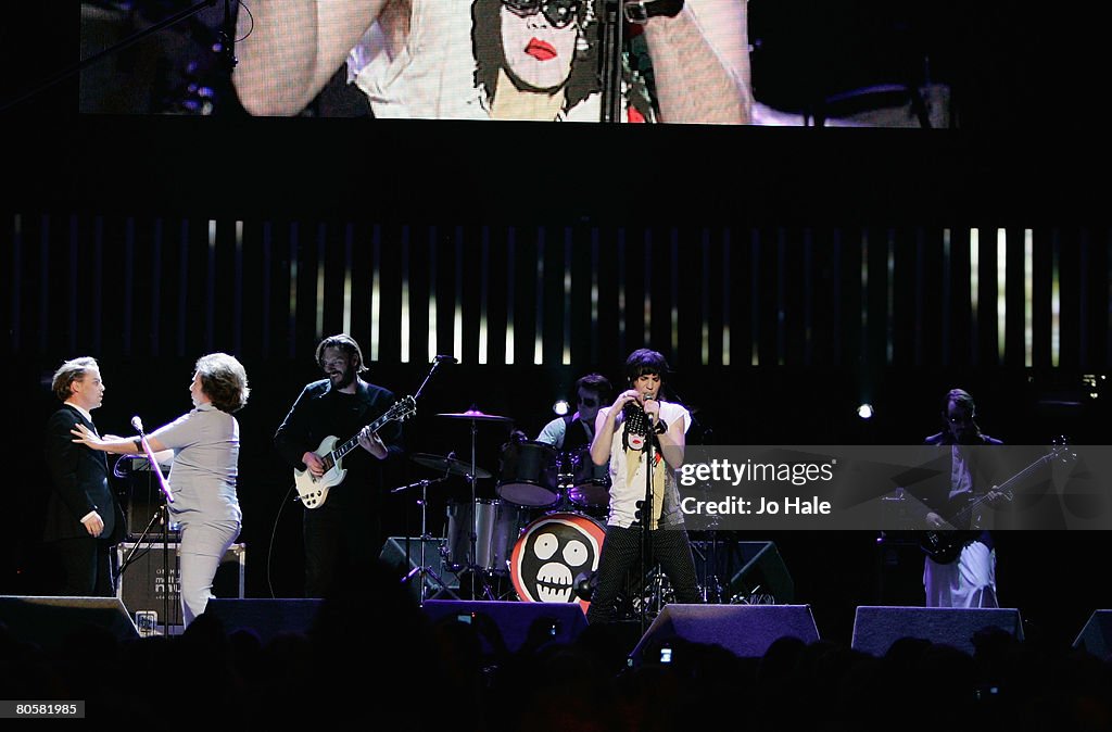 Noel Fielding - Teenage Cancer Trust