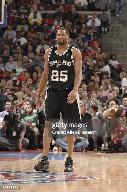 Robert Horry of the San Antonio Spurs walks down the court during the game against the Detroit Pistons on March 14, 2008 at the Palace of Auburn...