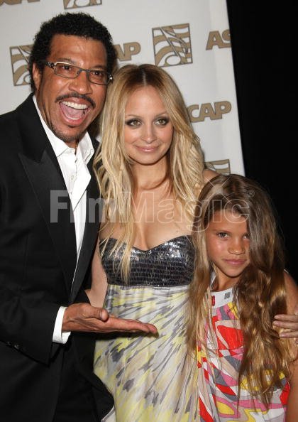 Musician Lionel Richie and daughters...