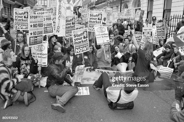 Students demonstrate in favour of the Campaign For Free Education in central London, 18th November 1998.