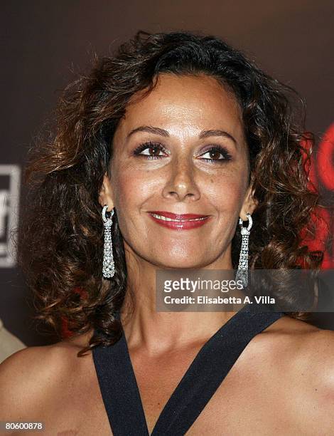 Italian actress Anna Kanakis attends the 'Leatherheads' premiere at the Warner Cinema Moderno on April 10, 2008 in Rome, Italy.