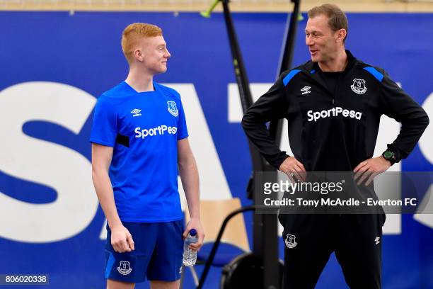Morgan Feeney of Everton chats to Duncan Ferguson as he returns to training at USM Finch Farm on July 3, 2017 in Halewood, England.
