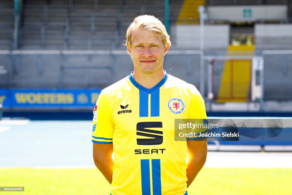 Eintracht Braunschweig - Team Presentation